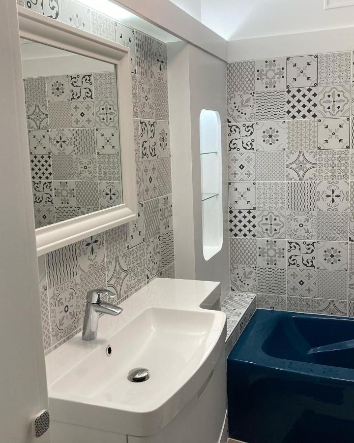 La Maison Virginie 1 A 2 Pers Charmant Hyper Centre- Cour- Parking- Linge- Fibre- Proximite Lac Canal Piscine Монтаржи Екстериор снимка