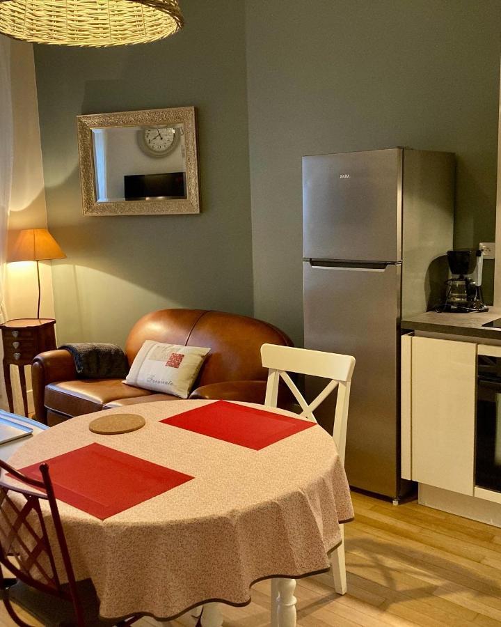 La Maison Virginie 1 A 2 Pers Charmant Hyper Centre- Cour- Parking- Linge- Fibre- Proximite Lac Canal Piscine Монтаржи Екстериор снимка